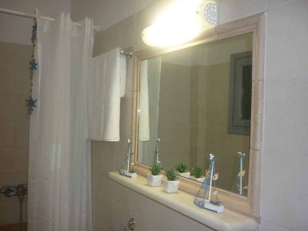 Villa Aelia Santorini Vóthon Quarto foto